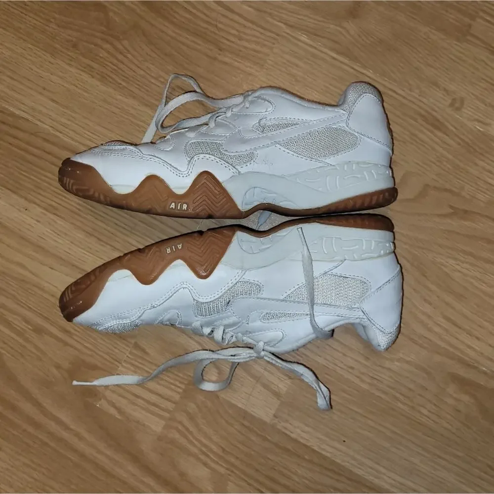 Nike Air Digs Womens Athletic Volleyball Shoes Size 9.5